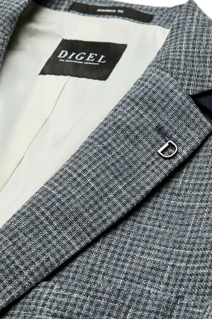 Ezzo Blazer