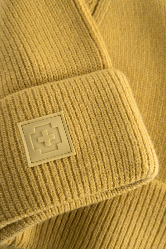 Loras Knitted Hat, Yellow