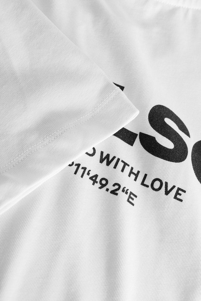 Kiru Round T-Shirt